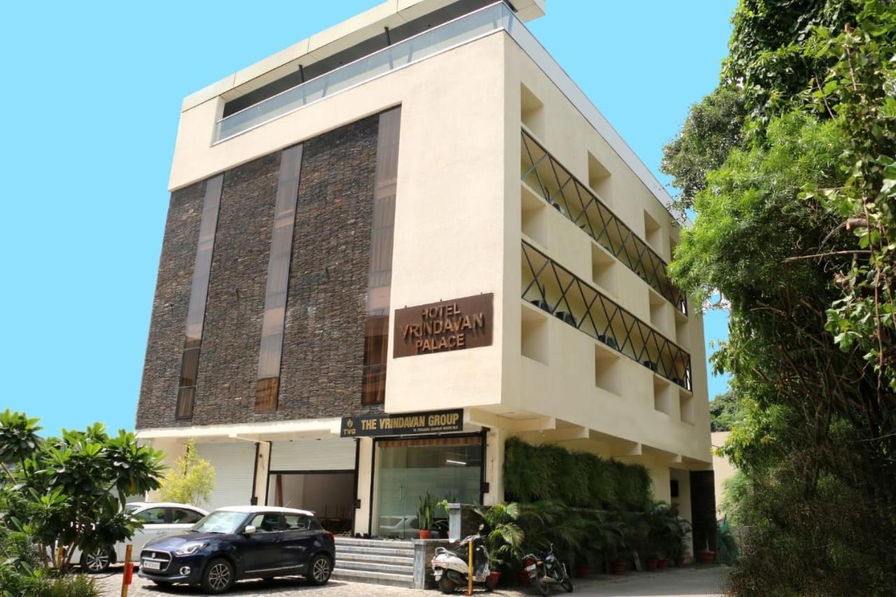 Hotel Vrindavan Palace Indore Exterior foto